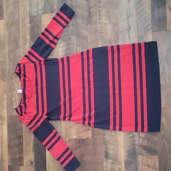 4/$20 Old Navy Striped Bodycon Dress Size M - Picture 6 of 8